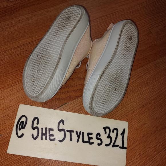 Toddler Canvas Sneakers - Picture 2 of 4